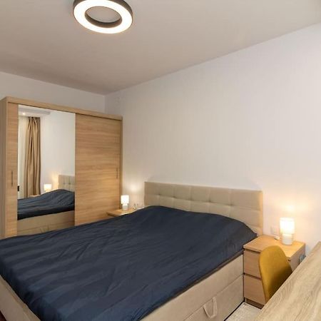 Georgi'S 1 Bedroom Quiet Apartment With Garage Sofia Exterior photo